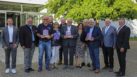 Gruppenbild-Heimatpreisverleihung-2025